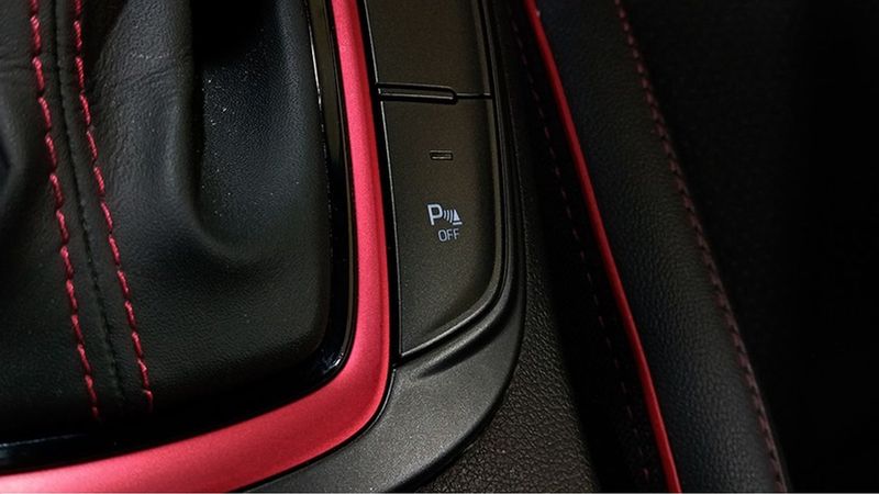 Hyundai Kona • 2020 • 92,401 km 9