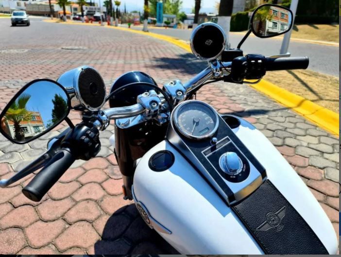 Harley Davidson street glide • 2011 • 50,000 km 6