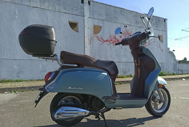 Keeway superlight 200 • 2015 • 20,090 km 2