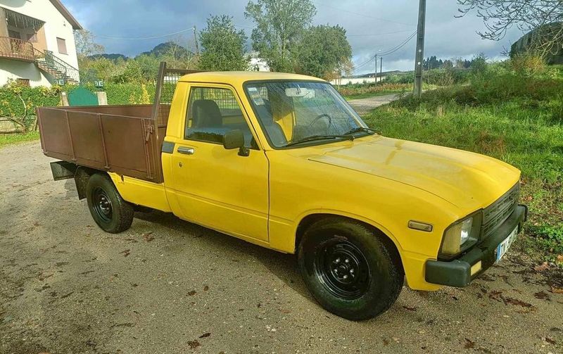 Toyota Hilux • 1998 • 451,000 km 1