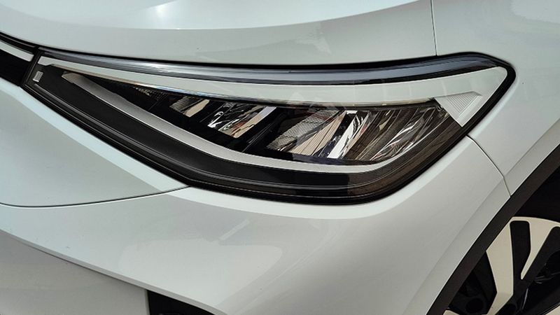 Volkswagen ID.4 • 2022 • 33,553 km 9