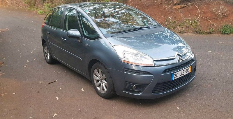 Citroën C4 • 2010 • 110,000 km 1