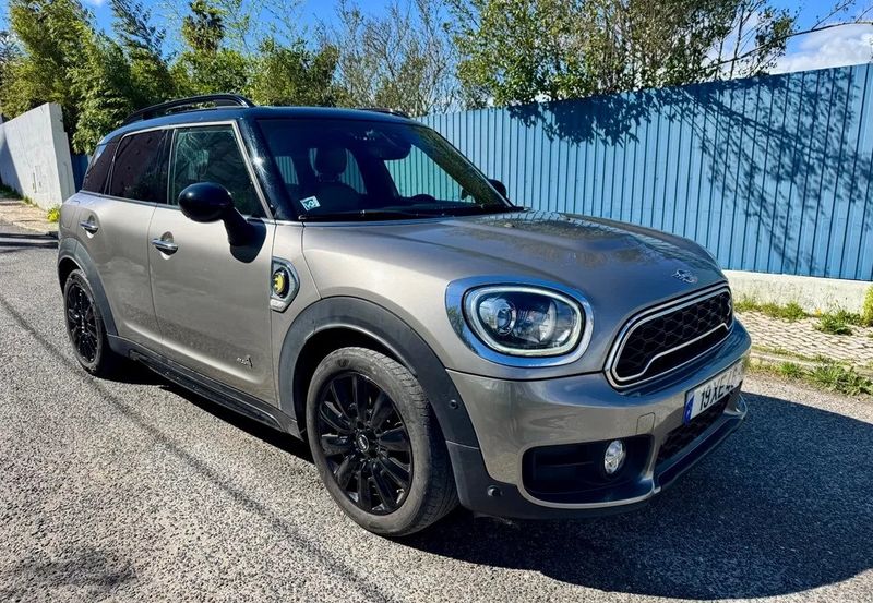 MINI Cooper Countryman • 2019 • 961,000 km 1