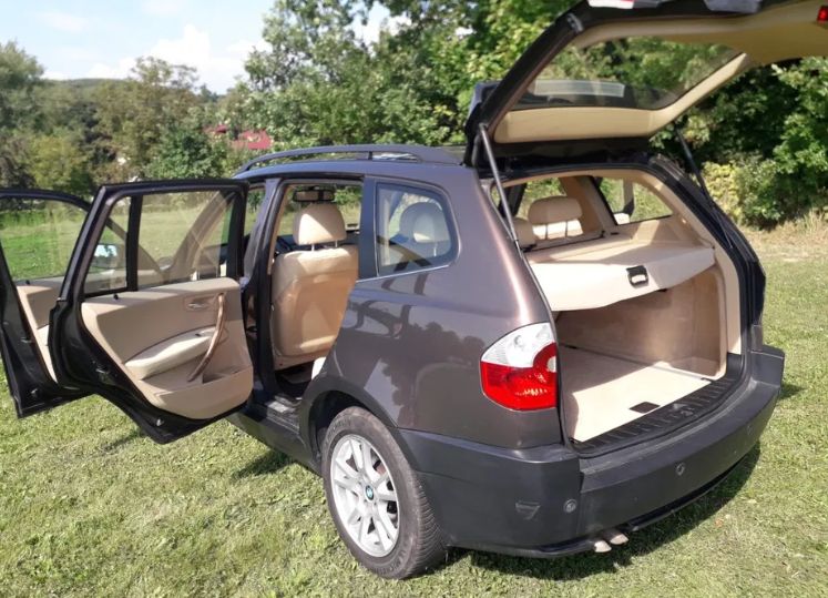 BMW X3 • 2004 • 190,000 km 3
