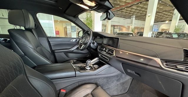 BMW X6 • 2020 • 109,000 km 9
