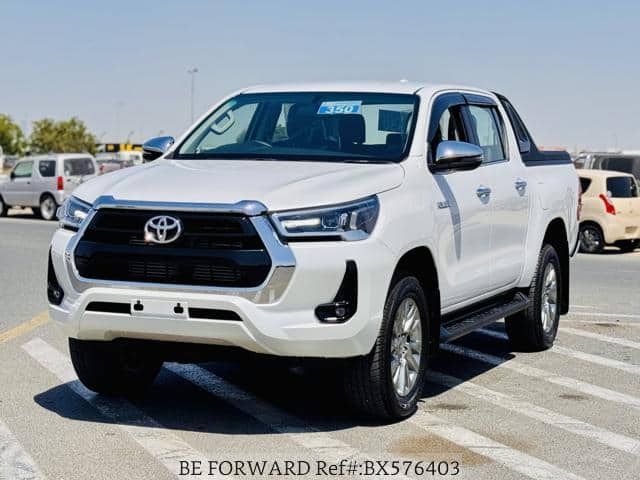 Toyota Hilux • 2024 • 25,000 km 4