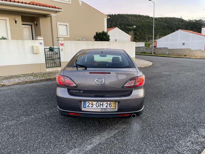 Mazda 6 • 2008 • 220,000 km 4