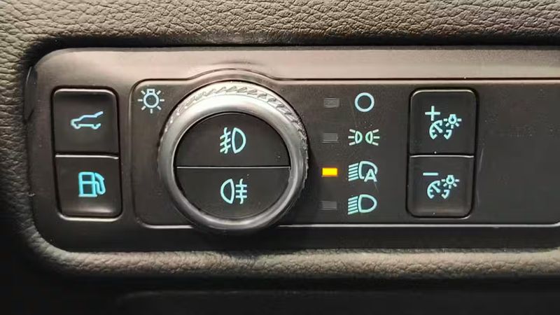 Ford Explorer • 2021 • 63,204 km 11