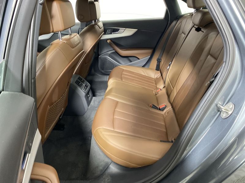 Audi A4 • 2017 • 67,149 km 8