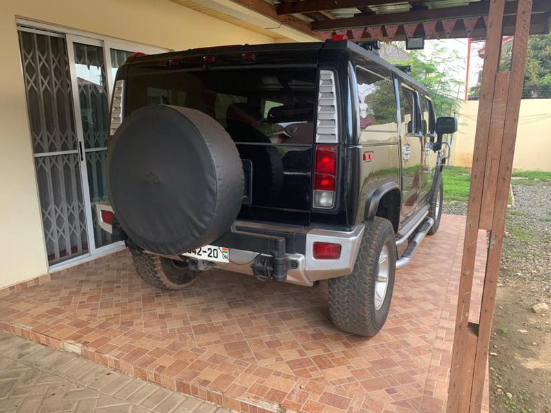 Hummer H2 • 2009 • 78,530 km 2