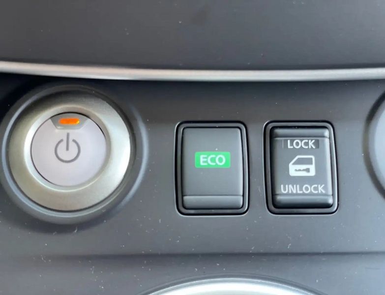 Nissan e-NV200 • 2018 • 88,000 km 12