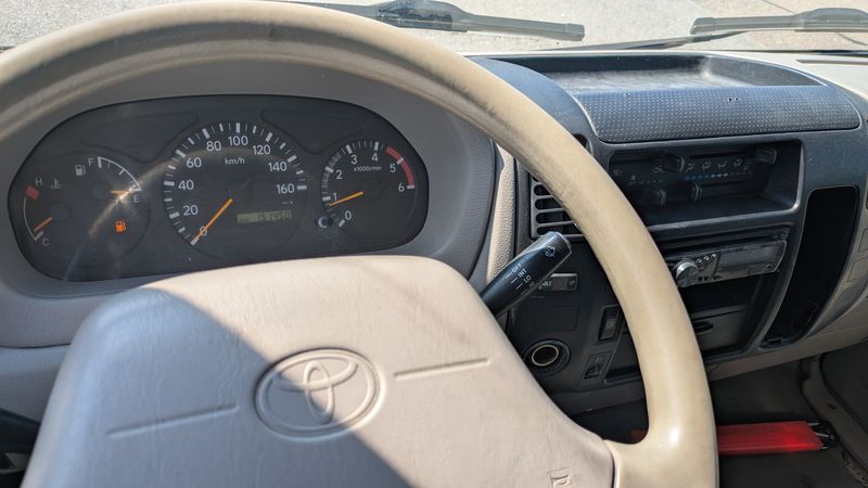 Toyota Dyna • 2010 • 154,000 km 8