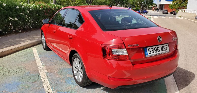 Škoda Octavia • 2016 • 264,000 km 6