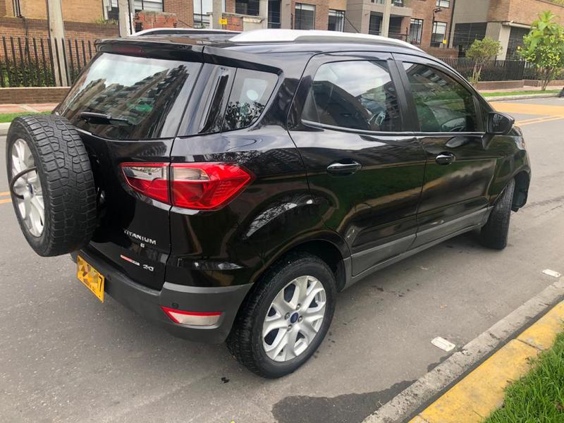 Ford EcoSport • 2014 • 80,000 km 2