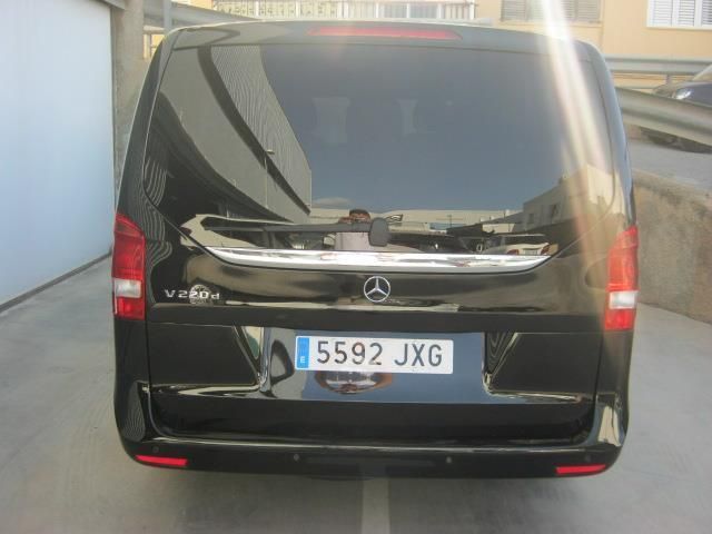Mercedes-Benz 310 kombi • 2017 • 106,200 km 6