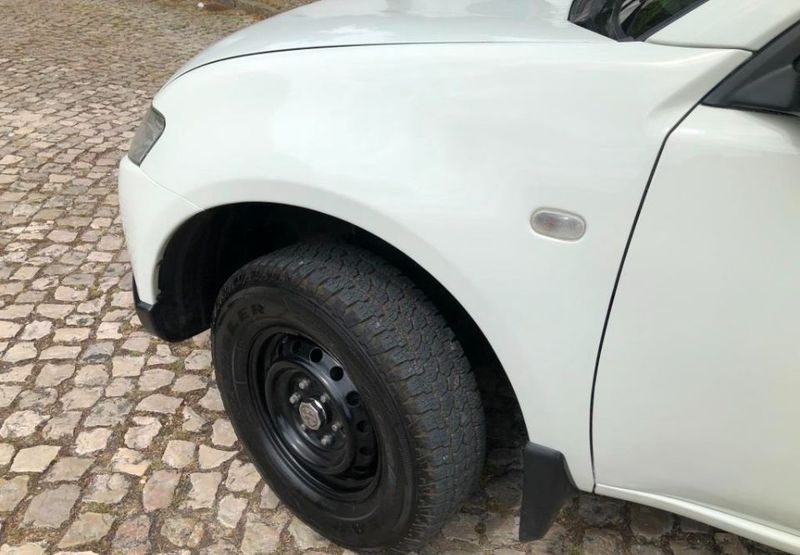 Mitsubishi L200 • 2010 • 30,712 km 2