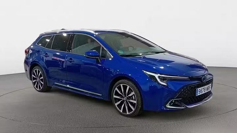 Toyota Corolla Combi • 2024 • 5,424 km 6