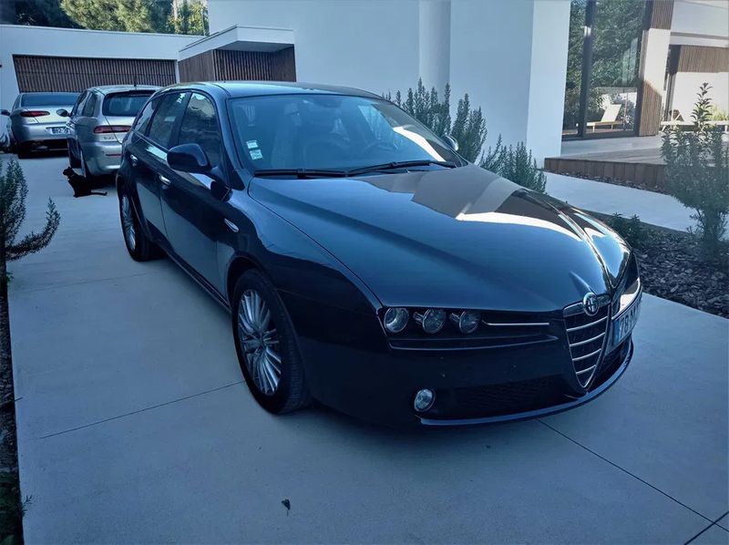 Alfa Romeo 159 Sportwagon • 2011 • 140,000 km 2