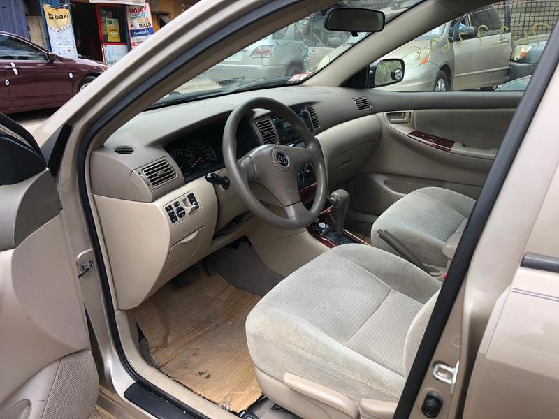 Toyota Corolla • 2005 • 3,266 km 6