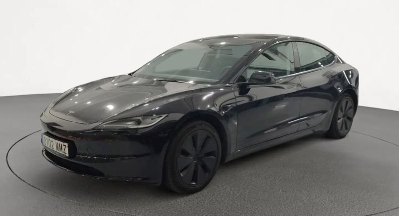 Tesla Model 3 • 2024 • 26,061 km 1