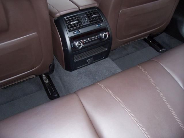 BMW M5 • 2014 • 128,500 km 13