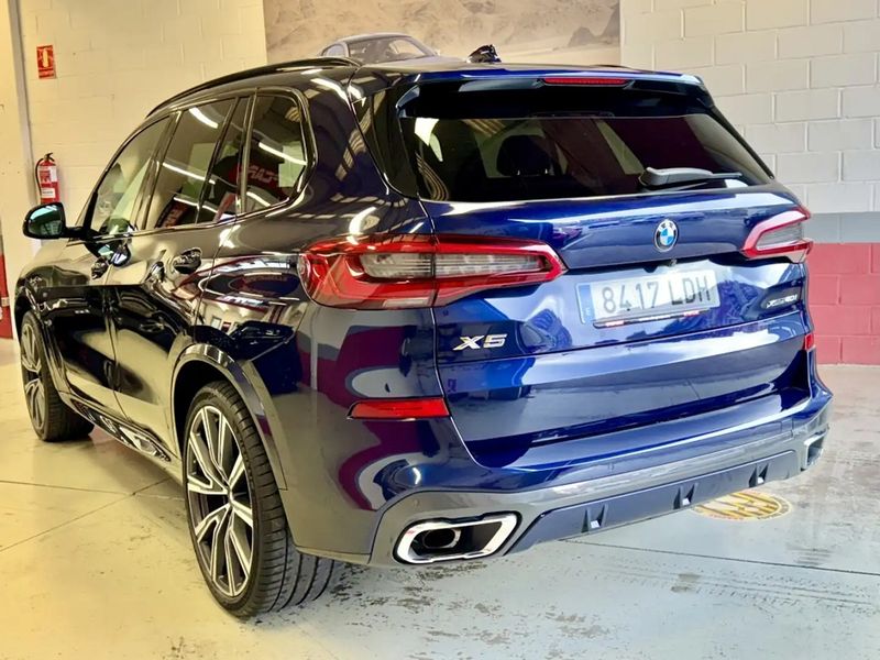 BMW X5 • 2020 • 82,000 km 6