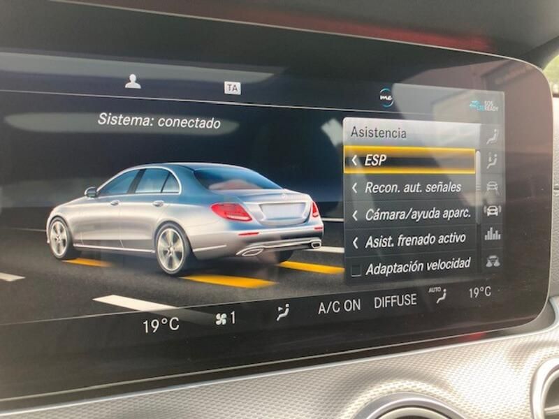 Mercedes-Benz E-Class • 2020 • 30,038 km 42
