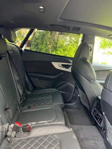 Audi Q8 • 2020 • 125,000 km 9