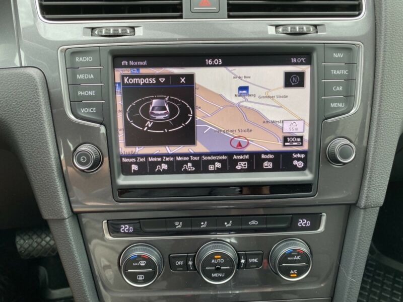 Volkswagen Golf • 2014 • 103,000 km 10