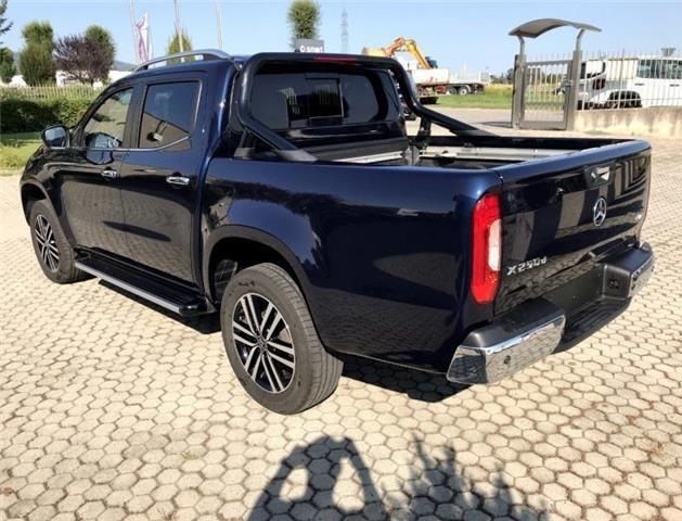 Mercedes-Benz 200 D • 2017 • 83,900 km 3