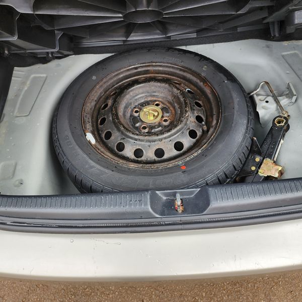 Toyota Corolla • 2002 • 139,000 km 4