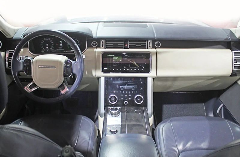 Land Rover Range Rover • 2019 • 147,066 km 5