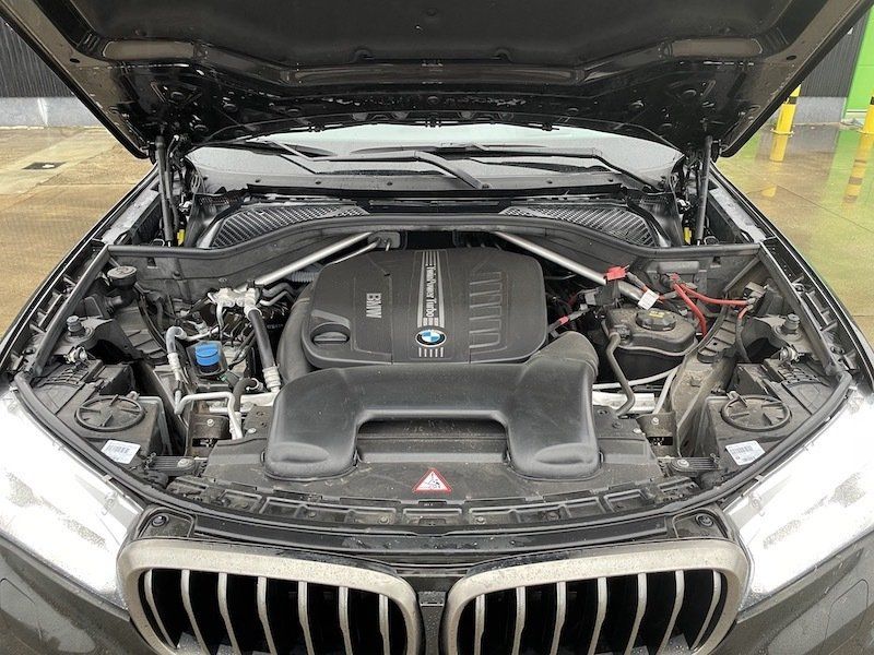 BMW X6 • 2015 • 114,000 km 6