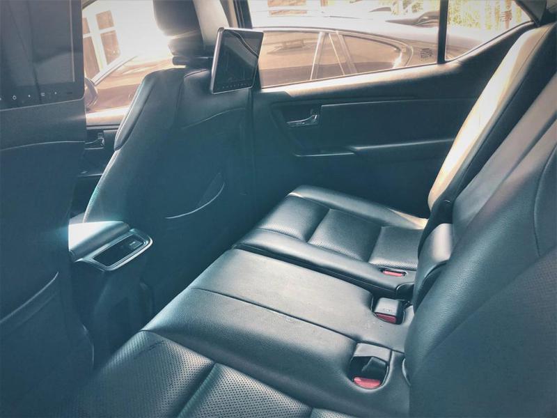 Toyota  • 2018 • 10,703 km 4