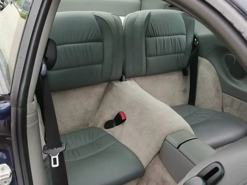 Porsche 911 • 1999 • 124,000 km 14