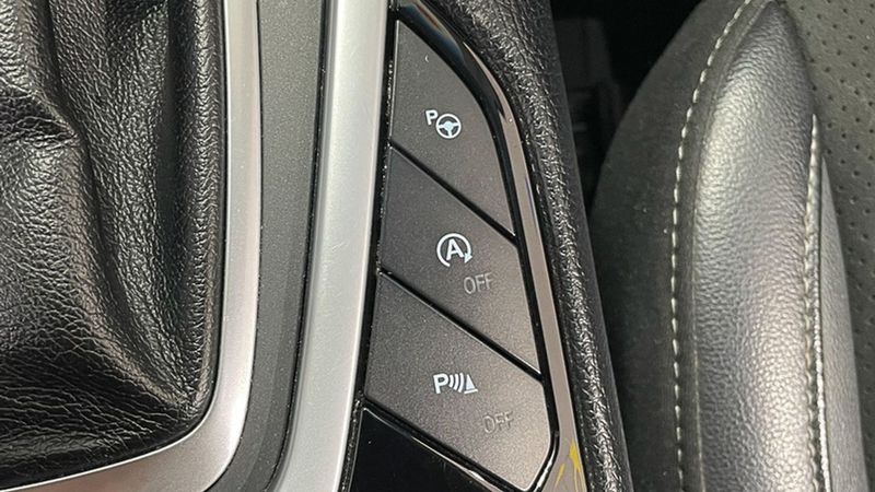 Ford Edge • 2018 • 64,000 km 3