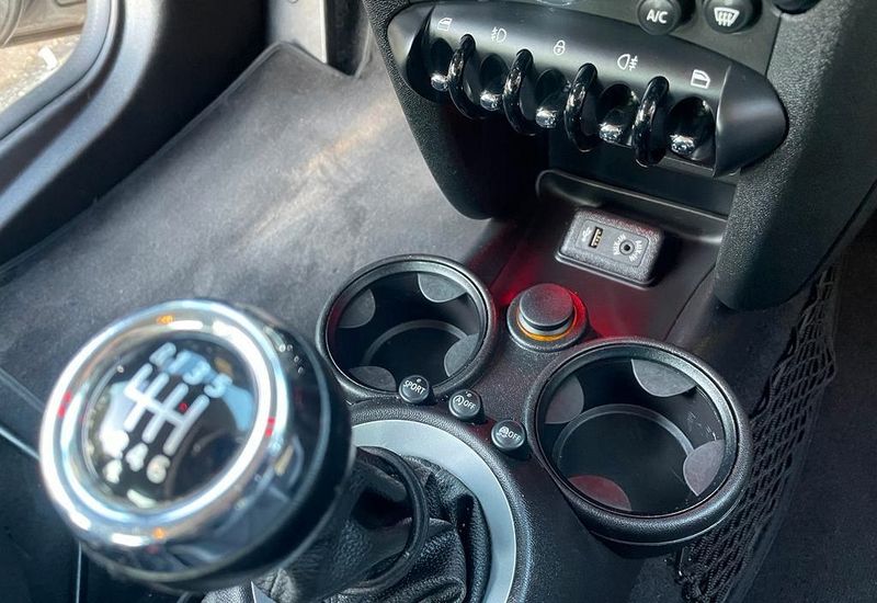 MINI Cooper • 2014 • 160,000 km 5