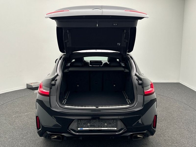 BMW X4 • 2022 • 222,000 km 7