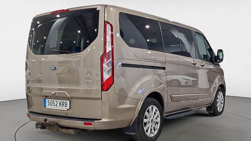 Ford Tourneo Custom • 2018 • 69,037 km 3