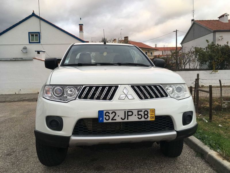 Mitsubishi L200 • 2010 • 130,000 km 1