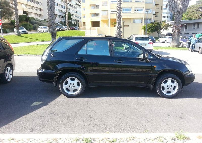 Lexus RX 300 • 2002 • 170,000 km 2