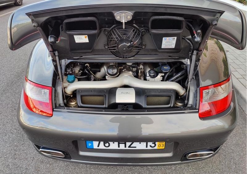 Porsche 911 Turbo • 2009 • 30,000 km 4