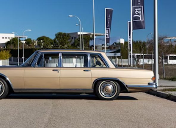 Mercedes-Benz S • 1964 • 77,500 km 8