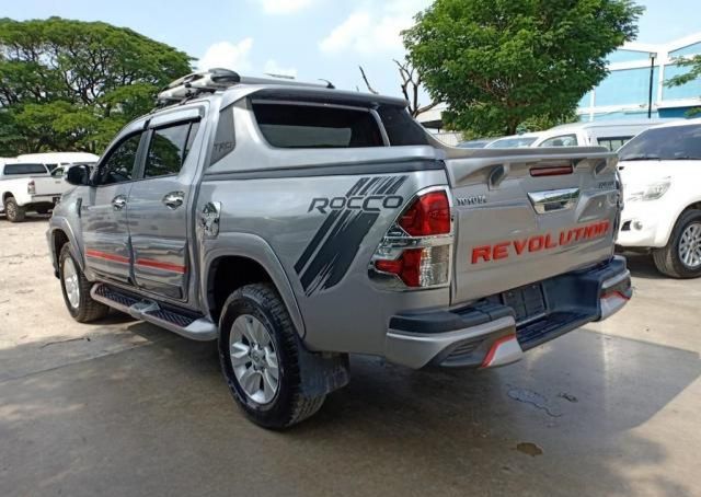 Toyota Hilux • 2018 • 90 km 2