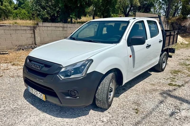 Isuzu D-MAX • 2020 • 154,000 km 6