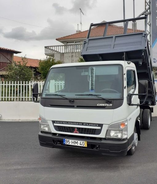 Mitsubishi Fuso canter • 2009 • 180,000 km 1