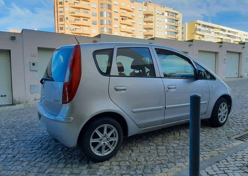 Mitsubishi Colt • 2008 • 169,999 km 3