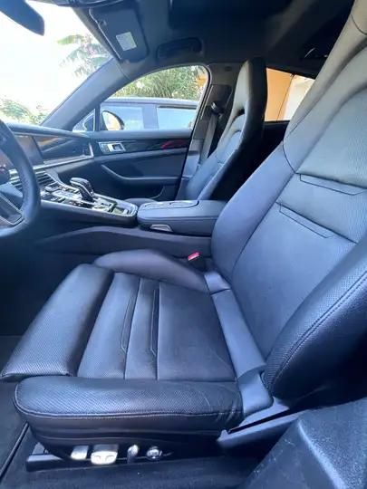Porsche Panamera • 2019 • 86,000 km 3