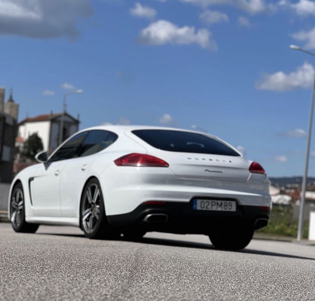 Porsche Panamera • 2015 • 122,078 km 4