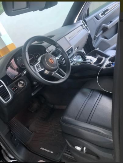 Porsche Cayenne • 2020 • 75,000 km 8